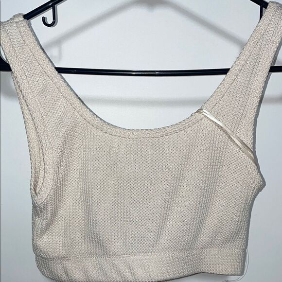 Cream Ribbed Buttoned Crop Tank Top - Picture 4 of 6